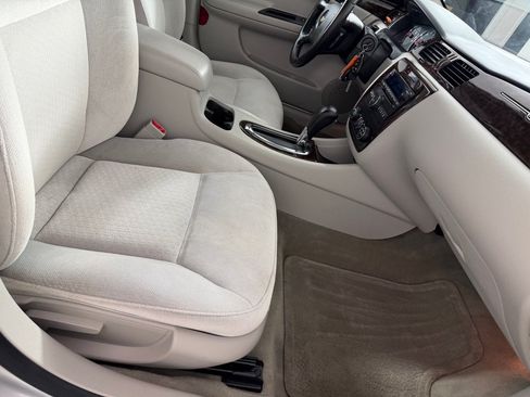 Used 2012 Chevrolet Impala LT w/ LT Sunroof Package FWD image 23