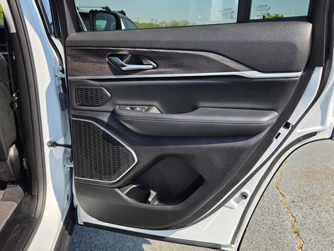 Used 2022 Jeep Grand Cherokee Limited 4xe image 51