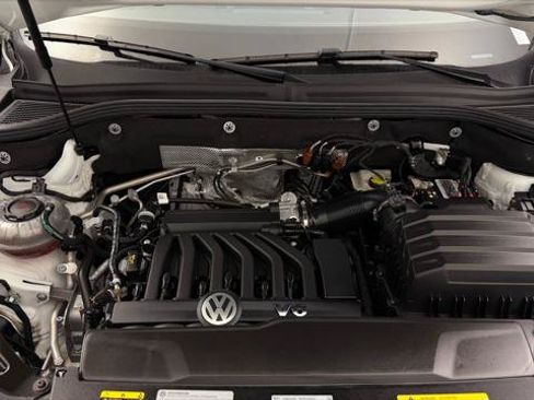 Used 2023 Volkswagen Atlas SE w/ Panoramic Sunroof Package FWD image 36