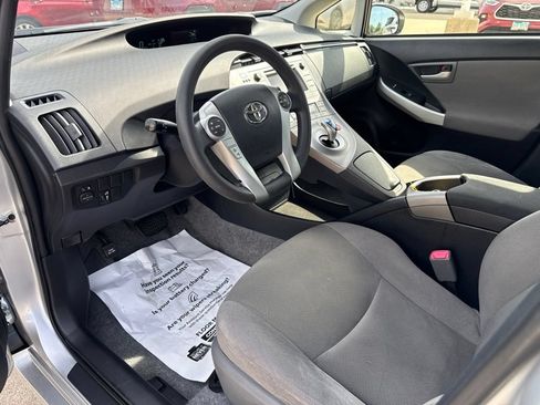 Used 2013 Toyota Prius Two FWD image 8
