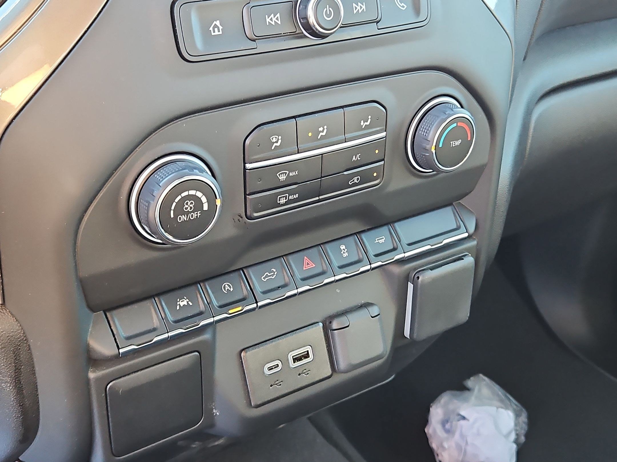Used 2025 Chevrolet Silverado 1500 Custom RWD image 21