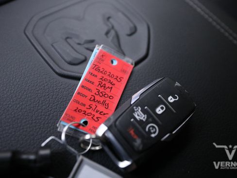 New 2026 RAM 3500 Laramie w/ Towing Technology Group image 37