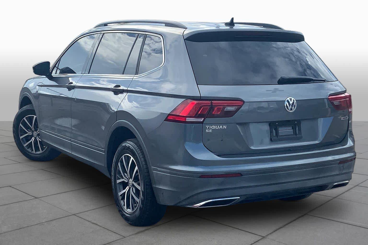 Used 2019 Volkswagen Tiguan SE AWD/4WD image 12