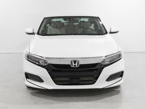 Used 2019 Honda Accord LX image 2