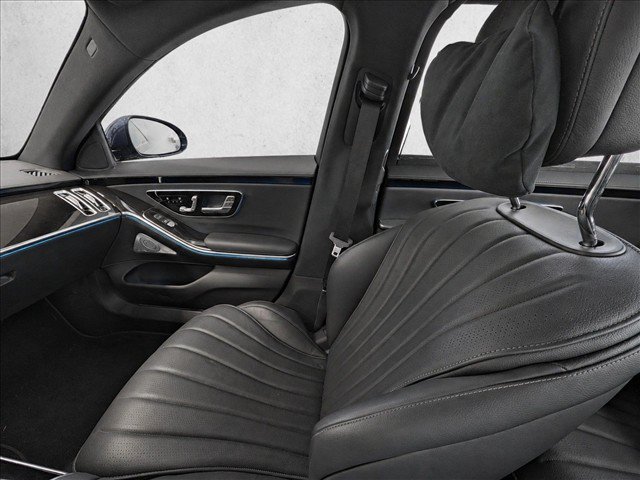 Used 2023 Mercedes-Benz S 500 4MATIC image 25