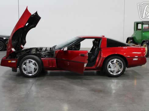 Used 1989 Chevrolet Corvette Coupe RWD image 39