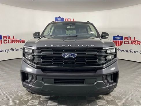 New 2025 Ford Expedition Max Active image 8