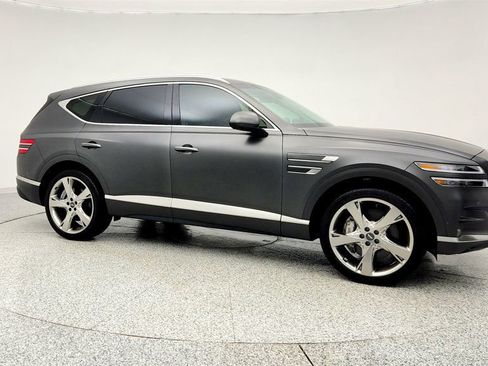 Used 2024 Genesis GV80 3.5T w/ Prestige Matte Package image 3