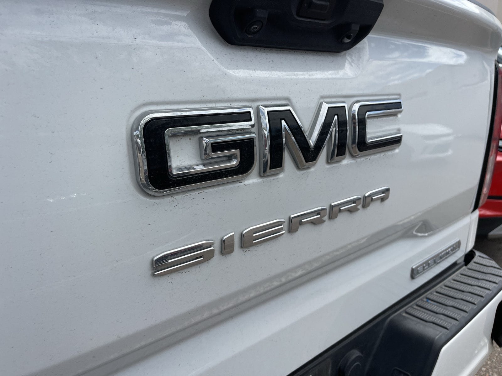 Used 2025 GMC Sierra 1500 Elevation RWD image 7