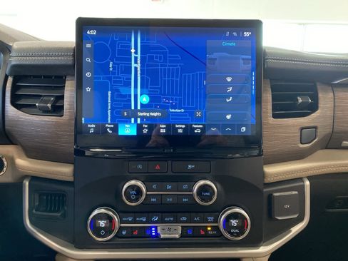 Certified 2023 Ford Expedition Limited image 12