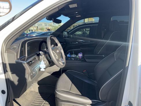 Used 2024 Cadillac Escalade Sport w/ Touring Package image 7