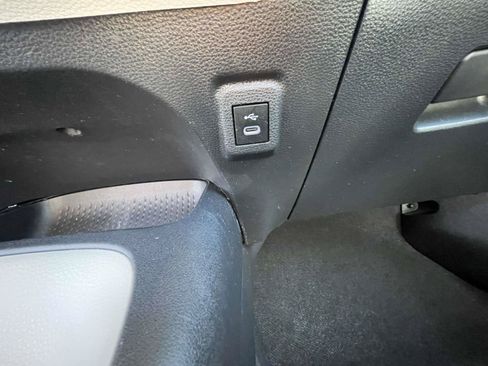 Used 2023 Toyota Corolla LE FWD image 28
