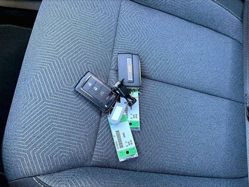 New 2026 Jeep Cherokee Laredo image 29