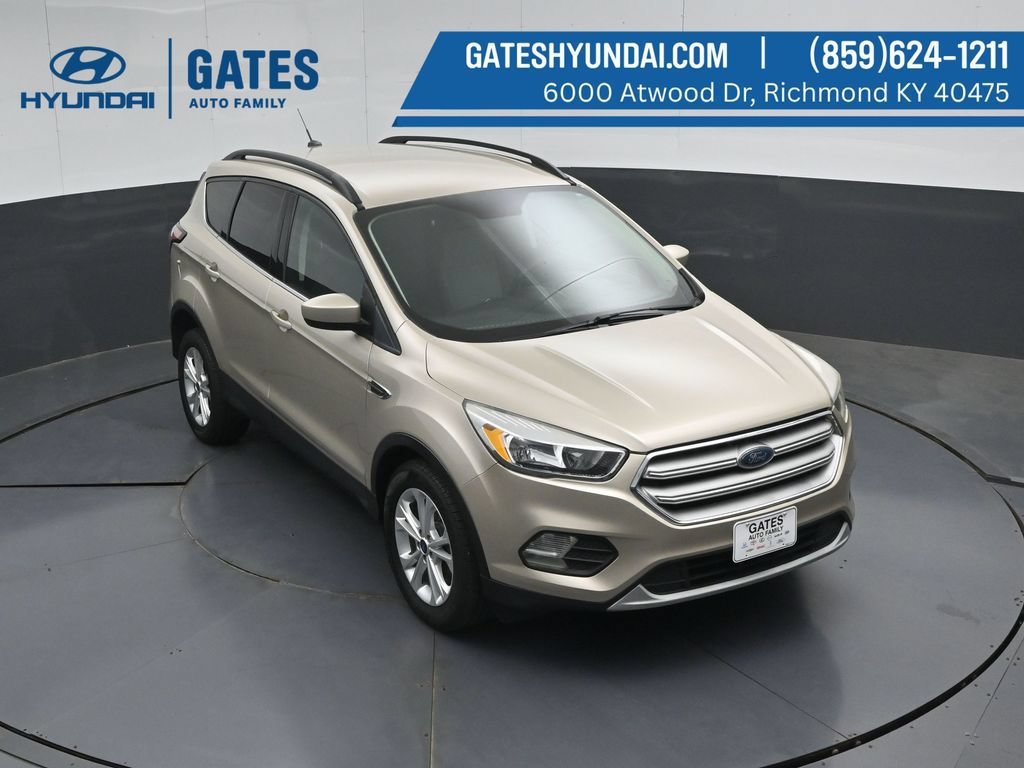 Used 2018 Ford Escape SE AWD/4WD image 46