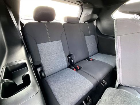 Used 2025 GMC Acadia Elevation w/ LPO, Floor Liner Package image 40