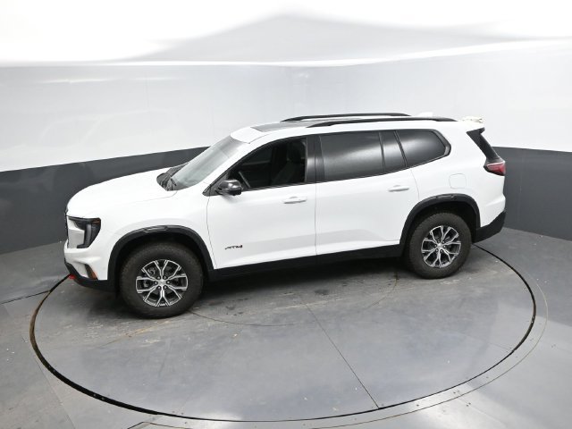 Used 2026 GMC Acadia AT4 w/ Super Cruise Package AWD/4WD image 44