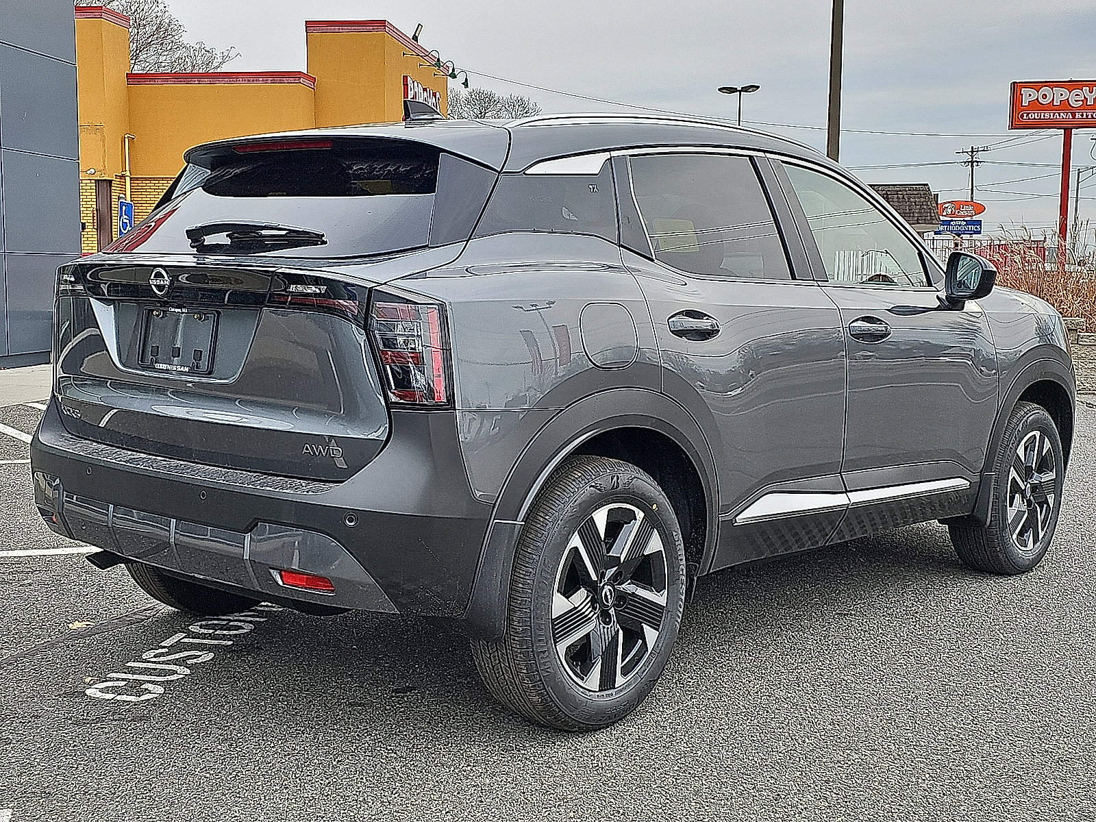 New 2026 Nissan Kicks SV w/ SV Premium Package AWD/4WD image 4