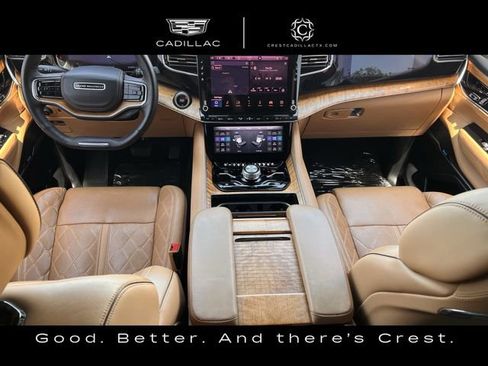 Used 2023 Jeep Grand Wagoneer Series III AWD/4WD image 11