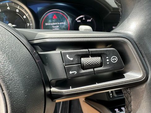 Certified 2022 Porsche 911 Carrera 4S AWD/4WD image 25