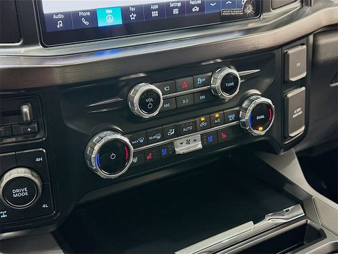 Used 2026 Ford F250 Lariat w/ FX4 Off-Road Package image 16
