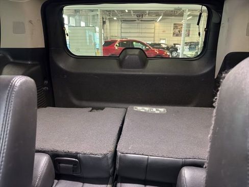 Used 2013 Chevrolet Tahoe LTZ image 28