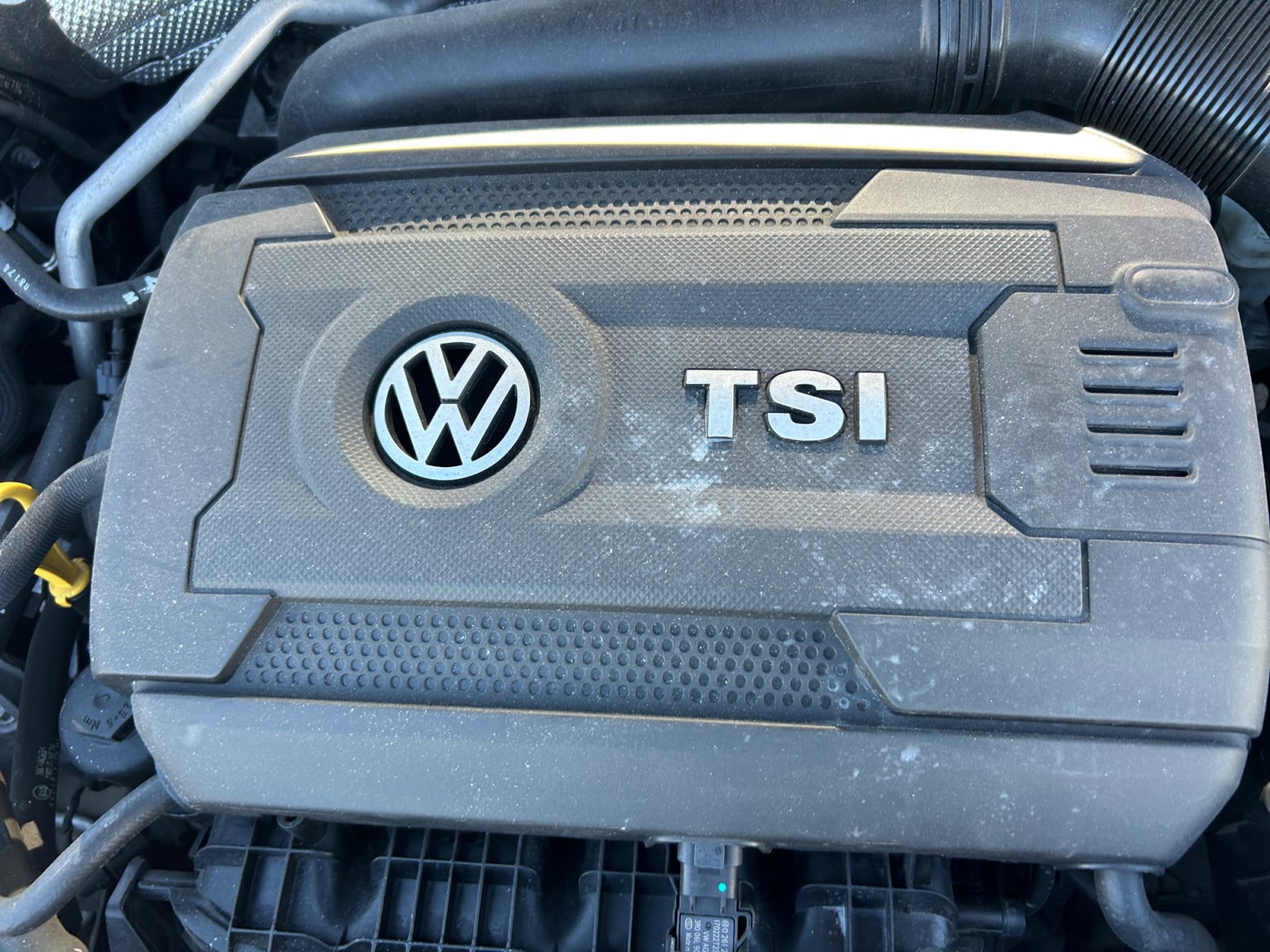 Used 2017 Volkswagen Beetle 1.8T Classic FWD image 21