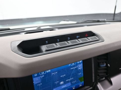 Used 2022 Ford Bronco Wildtrak AWD/4WD image 13