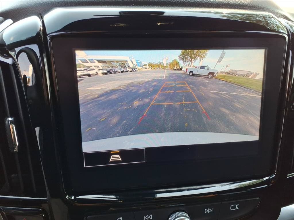 Used 2023 Chevrolet Traverse LT w/ Midnight/Sport Edition AWD/4WD image 10