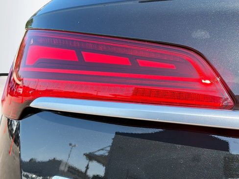 Used 2023 Audi Q5 2.0T Premium Plus image 10