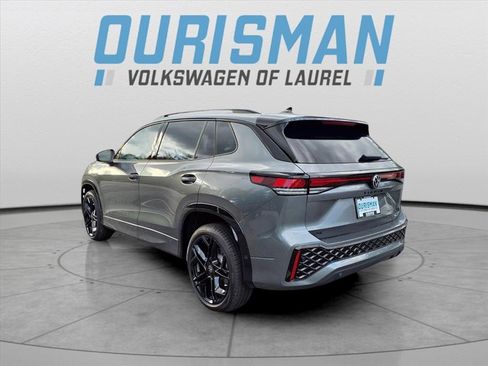 New 2026 Volkswagen Tiguan SE R-Line image 5