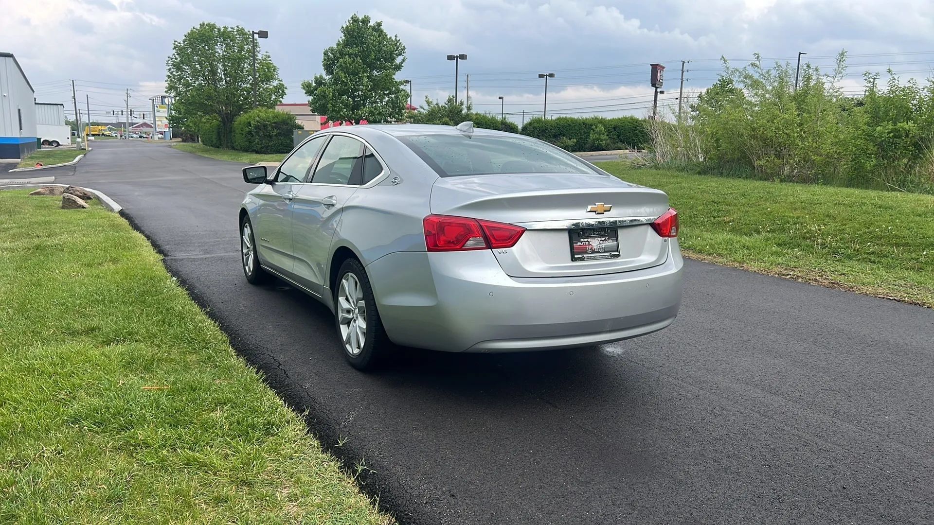 Used 2016 Chevrolet Impala LT w/ Convenience Package FWD image 7