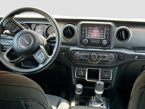 Used 2021 Jeep Wrangler Unlimited Sport AWD/4WD image 16