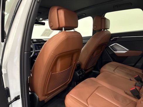 Used 2022 Audi Q3 2.0T Premium w/ Convenience Package image 38