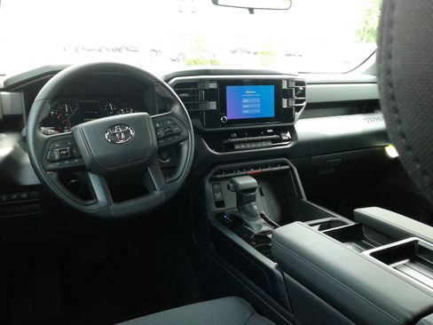New 2026 Toyota Tundra SR5 RWD image 4