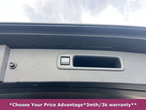 Used 2020 Toyota Highlander Platinum image 16