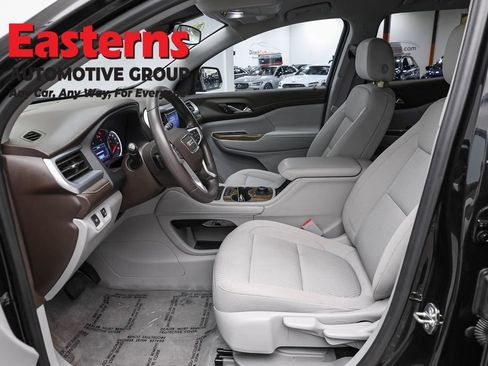 Used 2022 GMC Acadia SLE AWD/4WD image 14