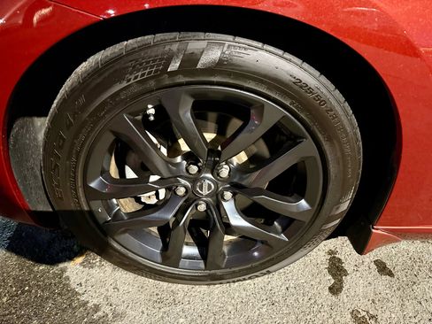 Used 2016 Nissan 370Z Roadster image 9