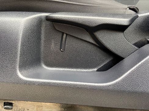Certified 2026 Toyota Tacoma SR5 AWD/4WD image 34