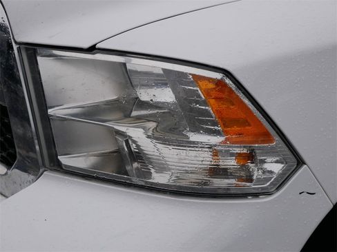 Used 2019 RAM 1500 Tradesman w/ Chrome Appearance Group image 16