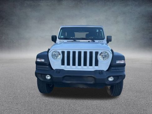 Used 2018 Jeep Wrangler Sport image 8