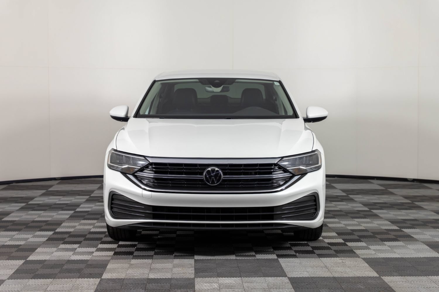 Used 2024 Volkswagen Jetta SE FWD image 10