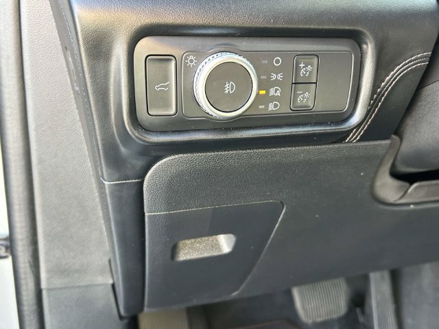 Certified 2022 Ford Explorer Platinum w/ Equipment Group 601A AWD/4WD image 18
