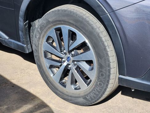 Used 2022 Subaru Outback Premium image 22