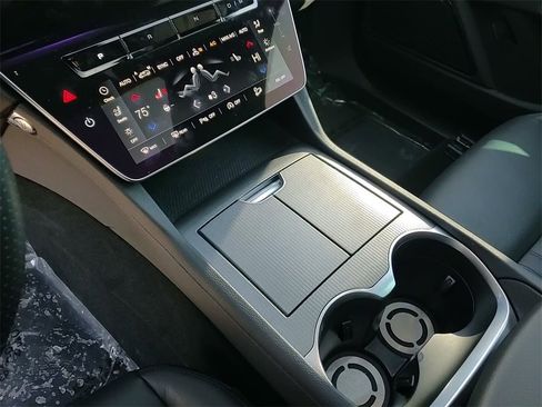 Certified 2024 Maserati Grecale GT image 28