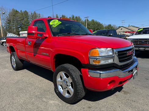 Used 2005 GMC Sierra 3500 W/T w/ Snow Plow Prep Package AWD/4WD image 18
