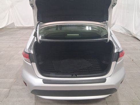 Used 2020 Toyota Corolla LE image 30