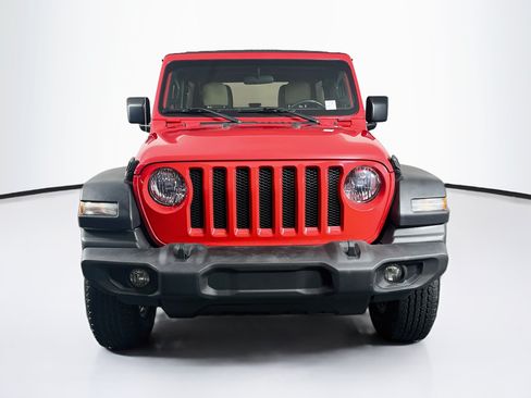 Used 2018 Jeep Wrangler Unlimited Sport S AWD/4WD image 2