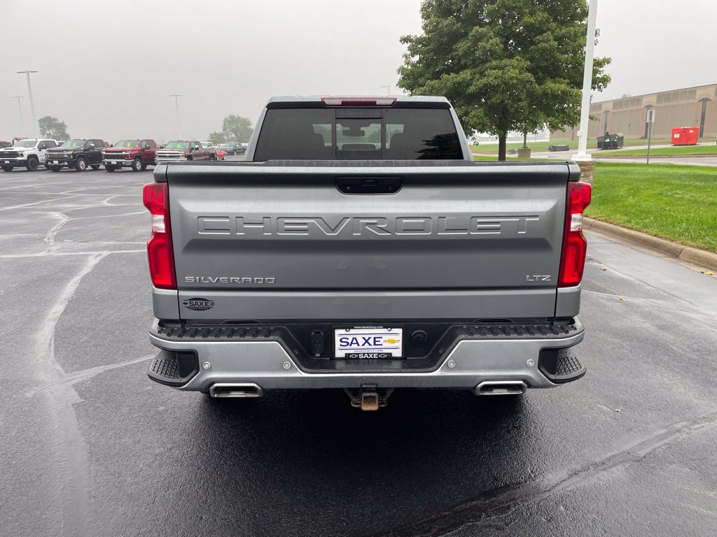 Used 2021 Chevrolet Silverado 1500 LTZ AWD/4WD image 4