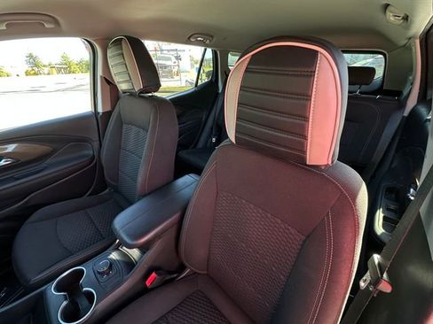 Used 2020 GMC Terrain SLE w/ Elevation Edition image 12