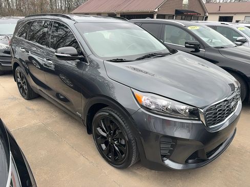 Used 2020 Kia Sorento S image 3